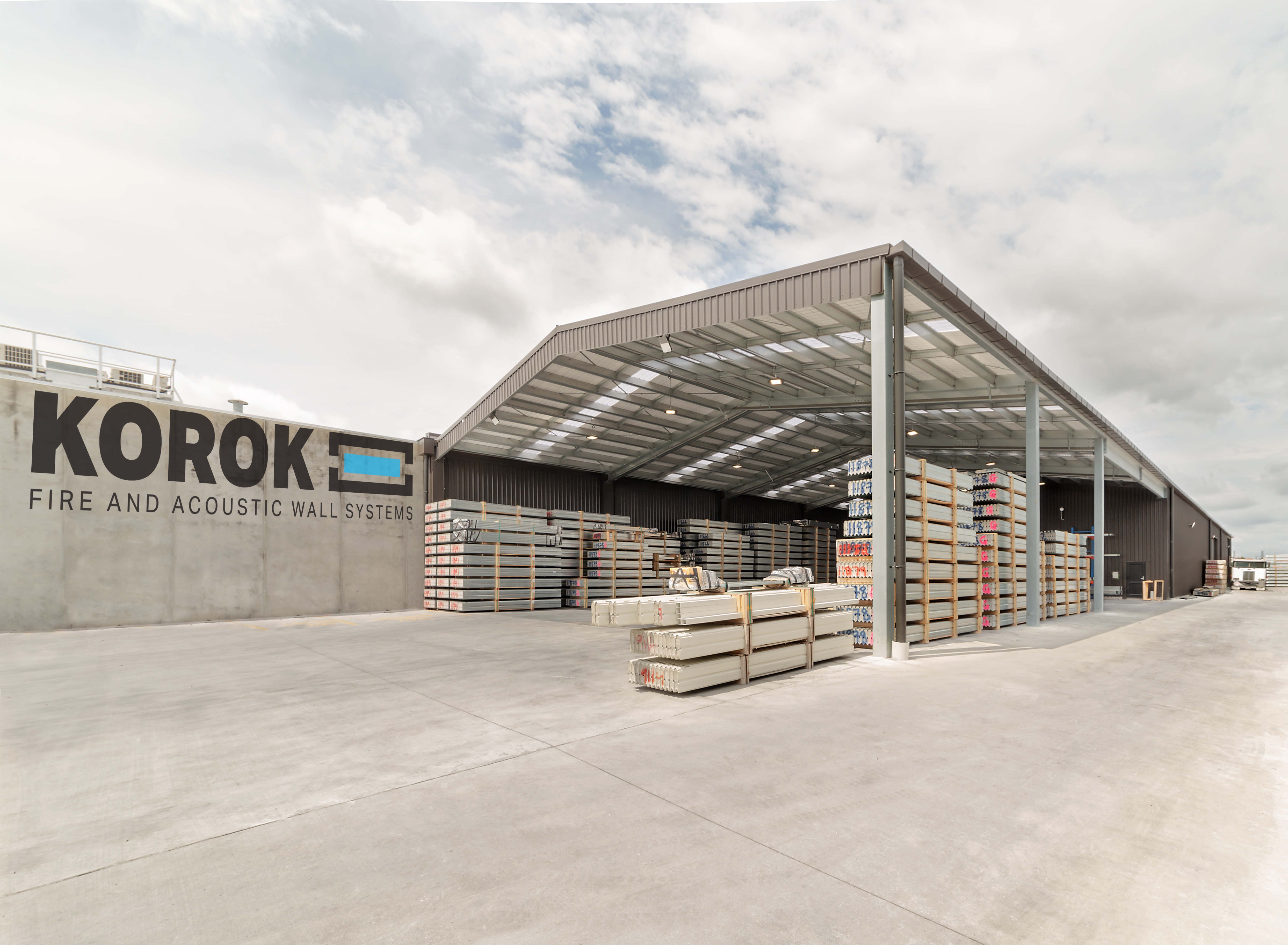 20191205 KOROK warehouse photos logo brand 2 Laura Binns